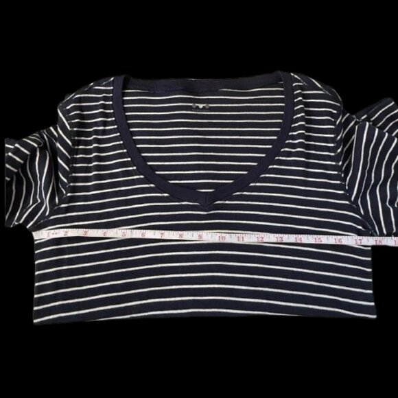 Three Dots V-Neck 3/4 Sleeve Navy Stripe Top – Size L – NWT - Picture 5 of 5